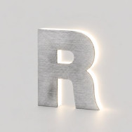 Lettres en plexiglas avec inox rétro éclairée