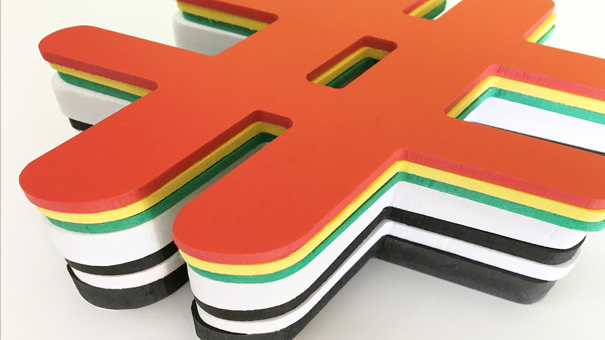 Lettres découpées en PVC coloré